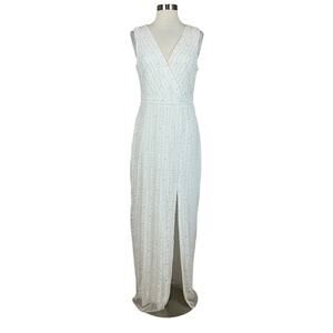 Adrianna Papell Women's Formal Dress Size 8 White Beaded Sleeveless Evening Gown